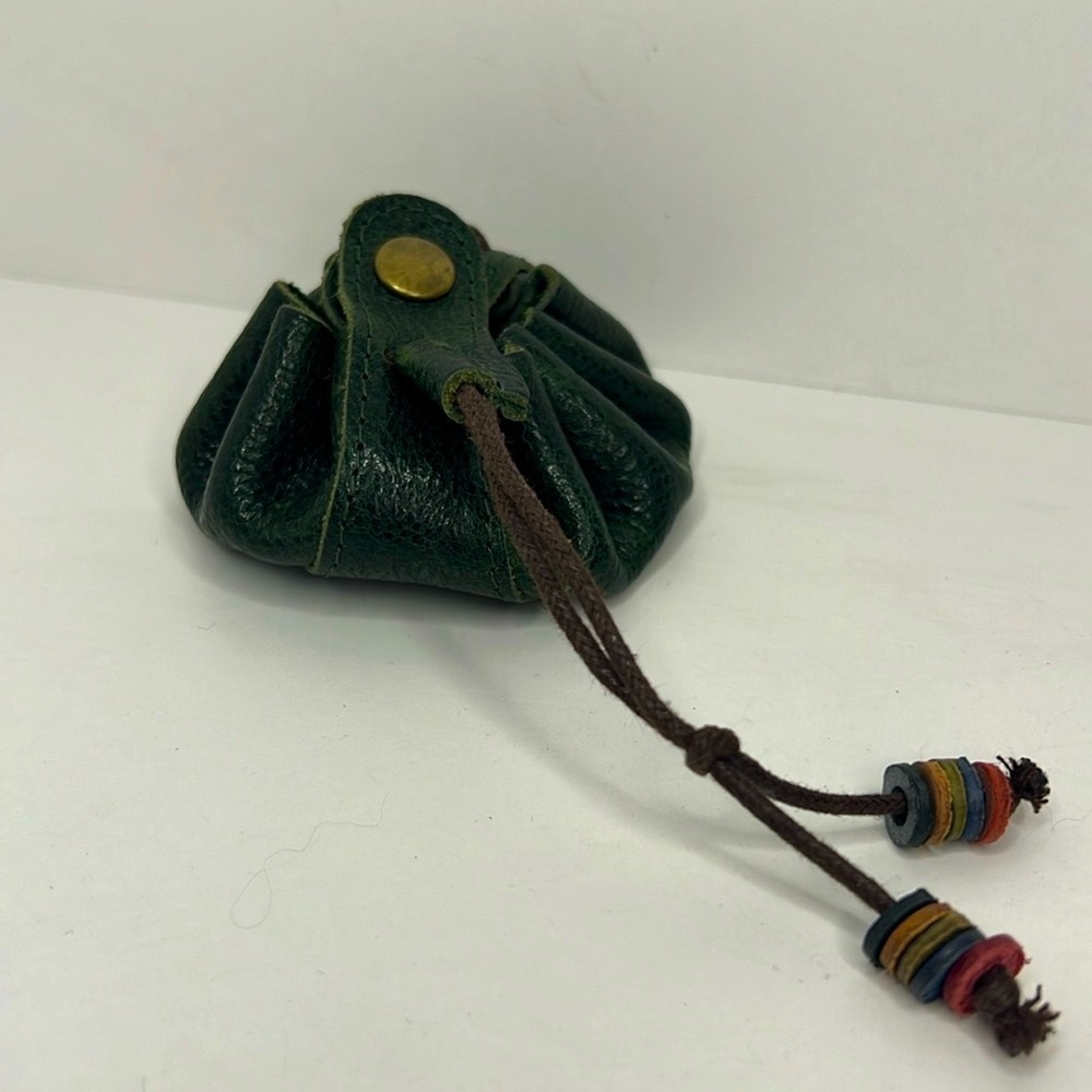 Green 100% leather drawstring snap coin pouch with beads